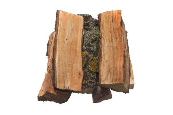 Beyaz arkaplanda yakacak odun