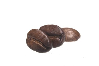 Beyaz arkaplanda izole kahve