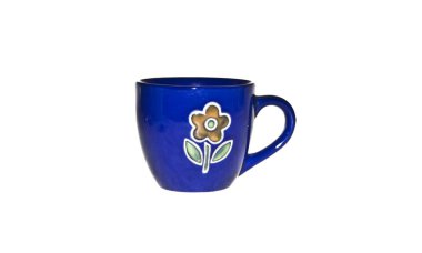 Beyaz arkaplanda izole edilmiş fincan