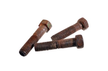 Paslı cıvata beyaz arkaplanda izole edildi