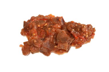 Konserve yiyecekler beyaz arka planda izole edilmiş