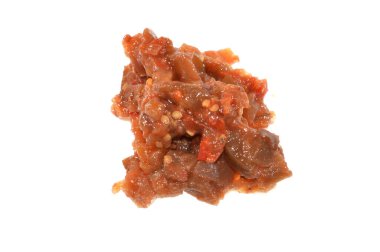 Konserve yiyecekler beyaz arka planda izole edilmiş