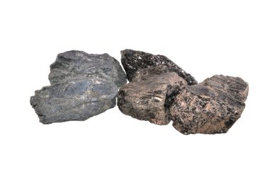 kömür beyaz arkaplanda izole edildi