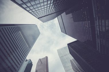 Toronto City, Kanada 'daki modern binaların en alt görüntüsü