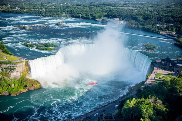 Légi Felvétel Híres Gyönyörű Niagara Vízesés Nyári Napon — Stock Fotó
