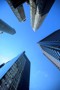 Toronto City, Kanada 'daki modern binaların en alt görüntüsü