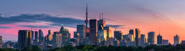 Riverdale Bulvarı 'ndan Toronto şehri manzarası. Ontario, Kanada