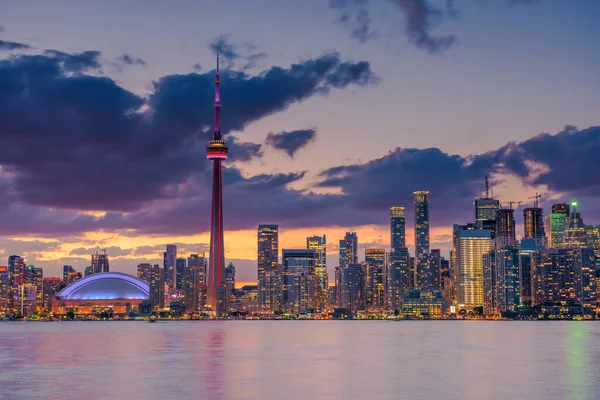 Toronto Cidade Skyline Noite Nublada Ontário Canadá — Fotografia de Stock