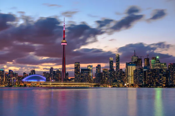 Toronto Skyline Città Sulla Sera Nuvolosa Ontario Canada — Foto Stock