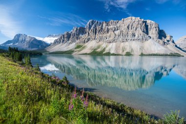 Bow Lake, Banff Ulusal Parkı, Alberta, Kanada