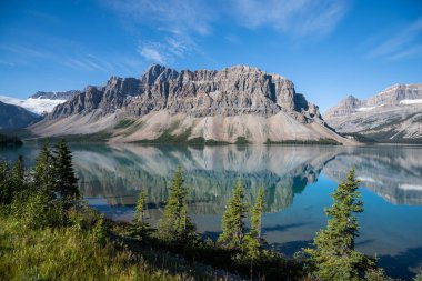 Bow Lake, Banff Ulusal Parkı, Alberta, Kanada