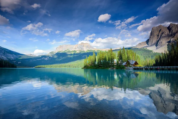 Hermoso Lago Esmeralda Parque Nacional Yoho Columbia Británica Canadá — Foto de Stock