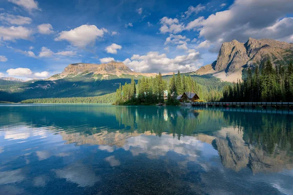 Beau Lac Emeraude Parc National Yoho Colombie Britannique Canada — Photo