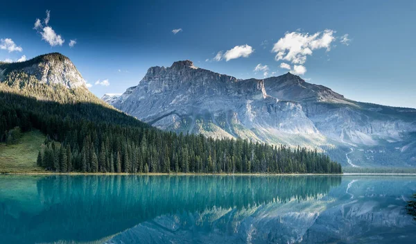 Beau Lac Emeraude Été Parc National Yoho Colombie Britannique Canada — Photo