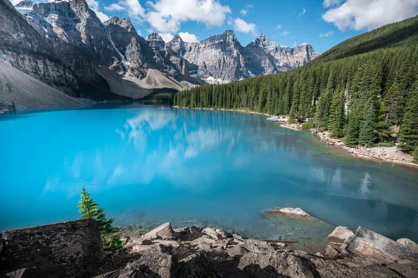 Bellissimo Lago Della Morena Nel Parco Nazionale Banff Alberta Canada — Foto Stock