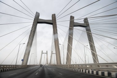Bandra Worli Sea Link, Hindistan 'ın Mumbai şehrinde bulunan bir köprü.