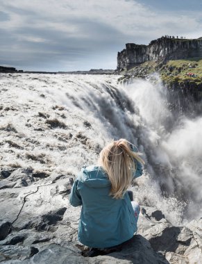 Yazın Dettifoss Şelalesi, İzlanda