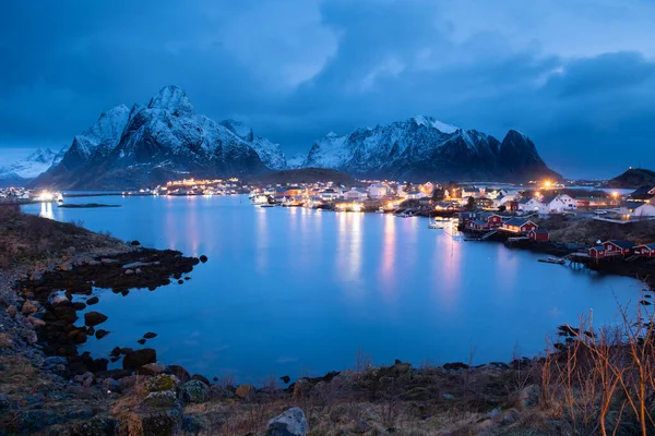 ノルウェー ロフトテン島の美しい冬の風景 — ストック写真