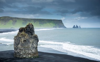 Reynisfjara Kara Kum Sahili Vik, İzlanda