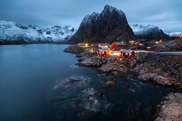 ノルウェー ロフテン島の冬のハムニー漁村 — ストック写真