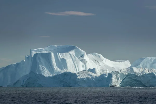 Beau Paysage Avec Grands Icebergs — Photo