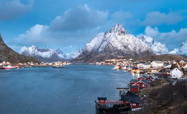 Norveç Lofoten Adaları Ndaki Güzel Kış Manzarası — Stok fotoğraf
