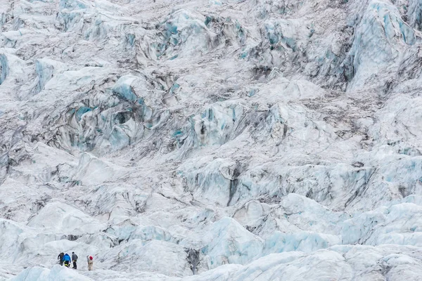 Mensen Wandelen Gletsjer — Stockfoto