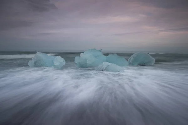 アイスランドのダイヤモンドビーチ — ストック写真