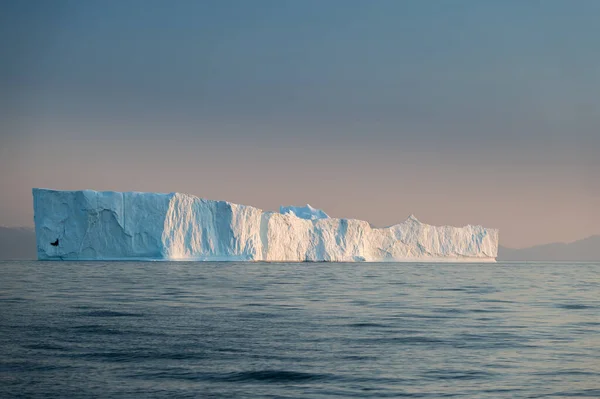 Bellissimo Paesaggio Con Grandi Iceberg — Foto Stock