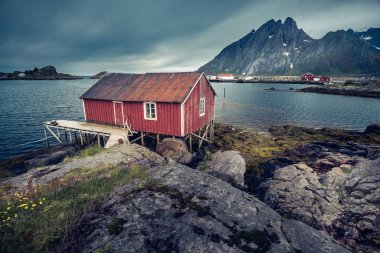 Norveç 'te yaz mevsiminde Lofoten Adaları' nda güzel bir manzara