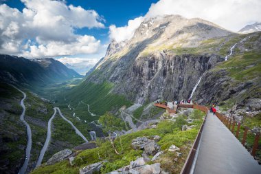 Norveç 'teki ünlü Trol Bayramı Yolu