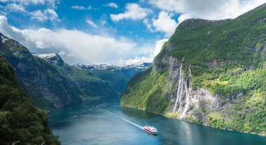 Geiranger, Geirangerfjord, Norveç 'te güzel manzaralar