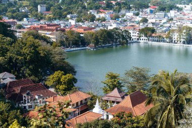 Güzel Kandy şehri ve gölü, Kandy, Sri Lanka