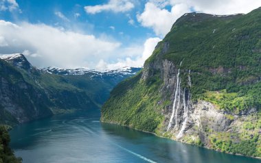 Geiranger, Geirangerfjord, Norveç 'te güzel manzaralar