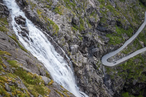 Norveç Teki Ünlü Trol Bayramı Yolu — Stok fotoğraf