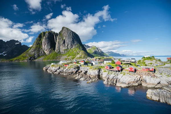 Hamnoy Pueblo Pescadores Verano Isla Lofoten Noruega —  Fotos de Stock