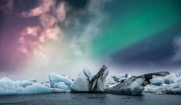 Aurora Boreal Sobre Laguna Hielo Glaciar Jokulsarlon Islandia —  Fotos de Stock