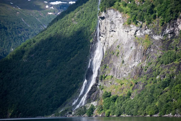 Cascada Siete Hermanas Geiranger Geirangerfjord Noruega —  Fotos de Stock