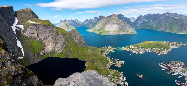 Hermosas Vistas Desde Punto Vista Reinebringen Lofoten Island Noruega —  Fotos de Stock