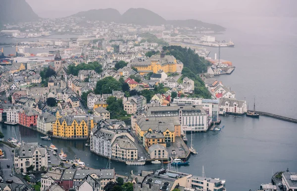 Vacker Stad Vid Alesund Norge — Stockfoto