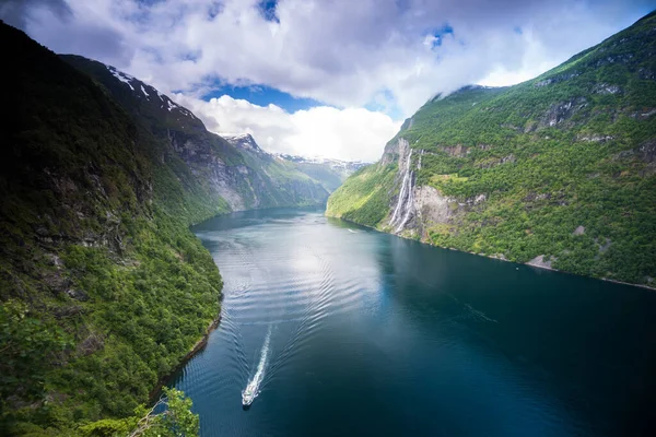 Bella Vista Geiranger Geirangerfjord Norvegia — Foto Stock