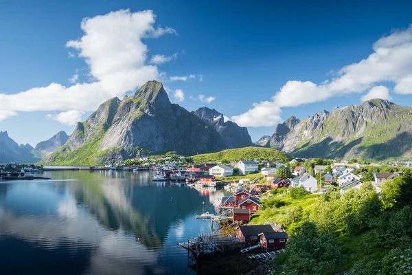 Desa Nelayan Indah Reine Kepulauan Lofoten Musim Panas Norwegia — Stok Foto