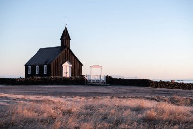 İzlanda 'daki Siyah Budir Kilisesi