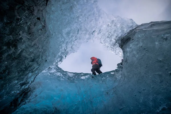 All Interno Una Grotta Ghiacciata Islanda — Foto Stock