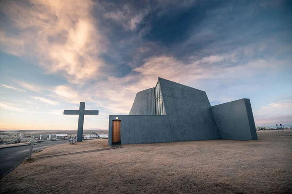 ブロンドゥオス ブロンドゥオスカルカ教会 アイスランド — ストック写真