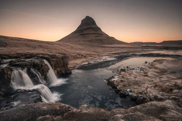 Kirkjufell Snfellsnes Félszigeten Izlandon — Stock Fotó