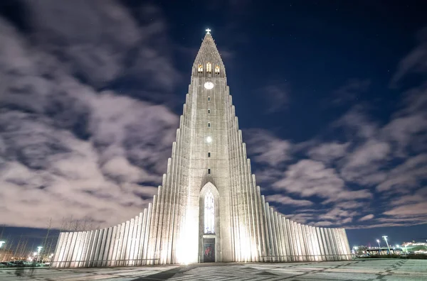 Hallgrmskirkja Lutheran Parish Church Reykjavk Iceland — Stock Photo, Image