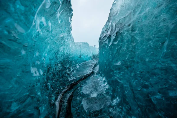 Dalam Gua Gletser Islandia — Stok Foto