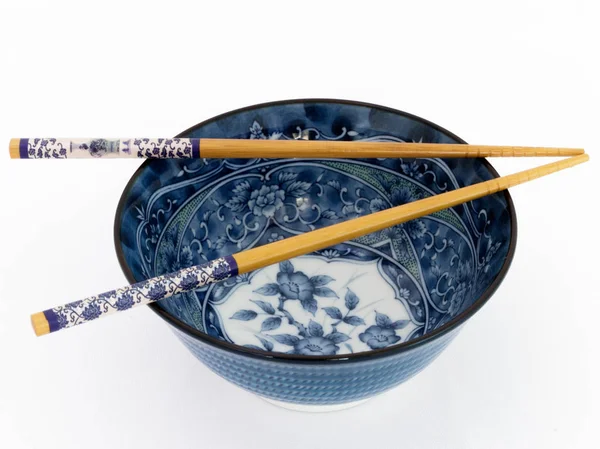 Tazón Porcelana Azul Asiático Con Par Palillos Madera Fotos De Stock Sin Royalties Gratis