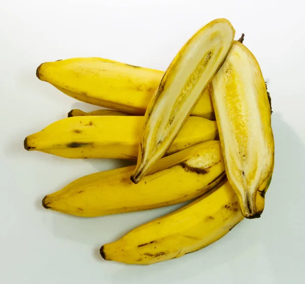 Vele Tropische Gele Bananen Eetbare Vers Fruit Met Één Gesneden — Stockfoto